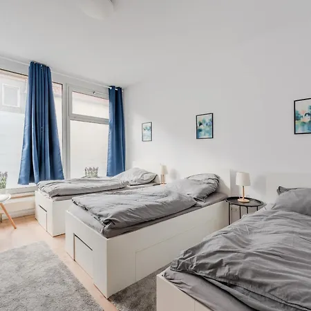 Xxl - Grosse Gruppen - 3-4 - Wifi - Naehe Leipzig * Markranstädt