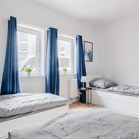 Apartment Monteur Und Geraeumige Nahe Leipzig