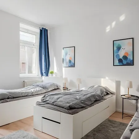 Xxl Apartments - Grosse Gruppen - 3-4 Zimmer - Wifi - Naehe Leipzig * Markranstädt