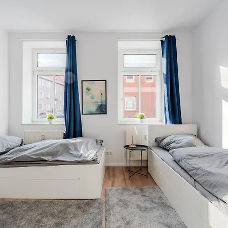 Xxl Apartments - Grosse Gruppen - 3-4 Zimmer - Wifi - Naehe Leipzig Apartamento *