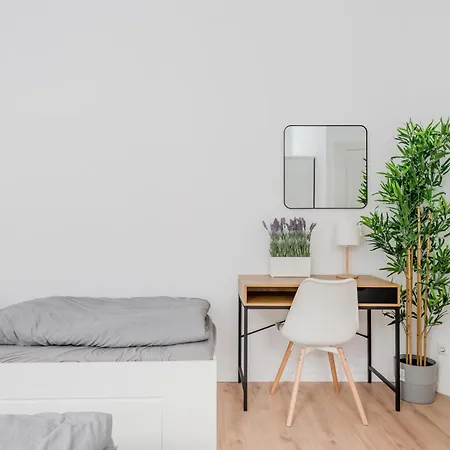 Apartament Xxl - Grosse Gruppen - 3-4 - Wifi - Naehe Leipzig Markranstädt