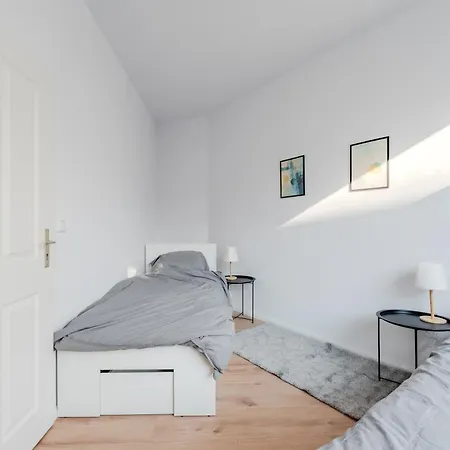 Xxl - Grosse Gruppen - 3-4 - Wifi - Naehe Leipzig *
